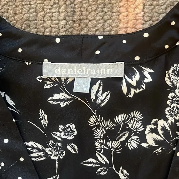 Floral Silky 3/4 Sleeve Blouse - L - Picture 2 of 5